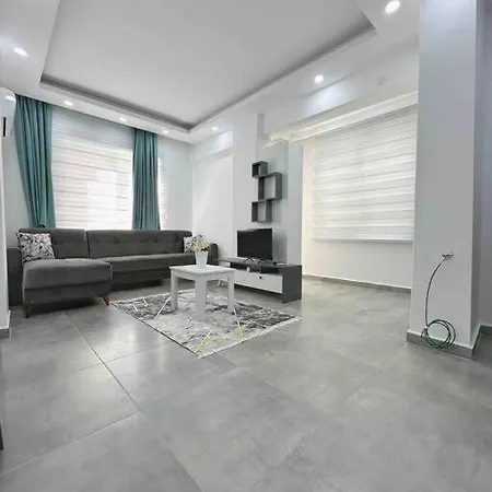 Denize Yakin, Yeni Bir Daire 3 公寓 安塔利亚